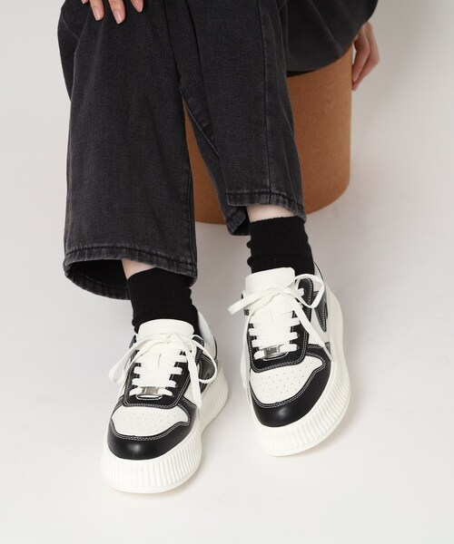 cs T&P（シーエスティーアンドピー）の「厚底プラットフォームスニーカー（スニーカー・レディース・ベージュ/ブラック系8・S/M/L/LL）」の19枚目の写真