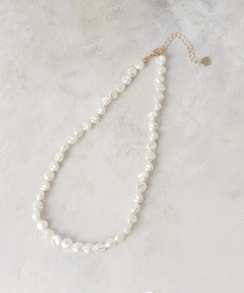 OPAQUE.CLIP（オペークドットクリップ）の「◆フェイクパールネックレス（ネックレス・レディース・オフホワイト・00）」の3枚目の写真