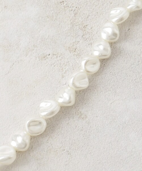 OPAQUE.CLIP（オペークドットクリップ）の「◆フェイクパールネックレス（ネックレス・レディース・オフホワイト・00）」の4枚目の写真