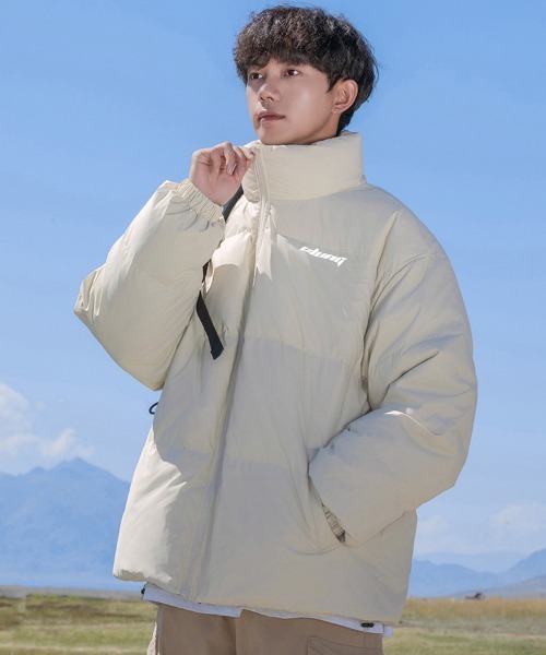 Ressaca(レサーカ)の「オーバーサイズワンポイントロゴダウンジャケット(ダウンジャケット/コート・メンズ・ブラック/カーキ/オフホワイト・M/L/XL)」の2枚目の写真