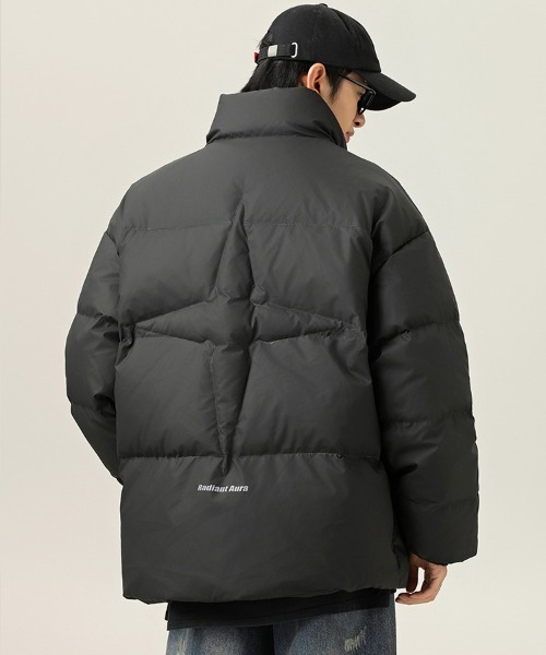 Ressaca(レサーカ)の「オーバーサイズワンポイントロゴダウンジャケット(ダウンジャケット/コート・メンズ・ブラック/カーキ/オフホワイト・M/L/XL)」の11枚目の写真