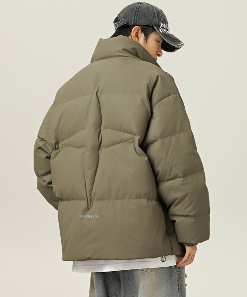 Ressaca(レサーカ)の「オーバーサイズワンポイントロゴダウンジャケット(ダウンジャケット/コート・メンズ・ブラック/カーキ/オフホワイト・M/L/XL)」の16枚目の写真