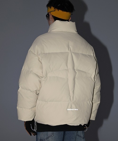 Ressaca(レサーカ)の「オーバーサイズワンポイントロゴダウンジャケット(ダウンジャケット/コート・メンズ・ブラック/カーキ/オフホワイト・M/L/XL)」の5枚目の写真