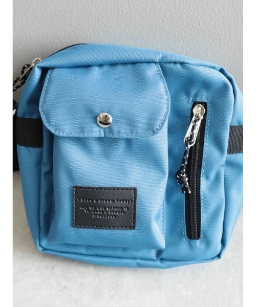 CRAFT STANDARD BOUTIQUE（クラフトスタンダードブティック）の「マルチポケットショルダーバッグ（ショルダーバッグ・レディース・ブラック/カーキ・FREE）」の3枚目の写真
