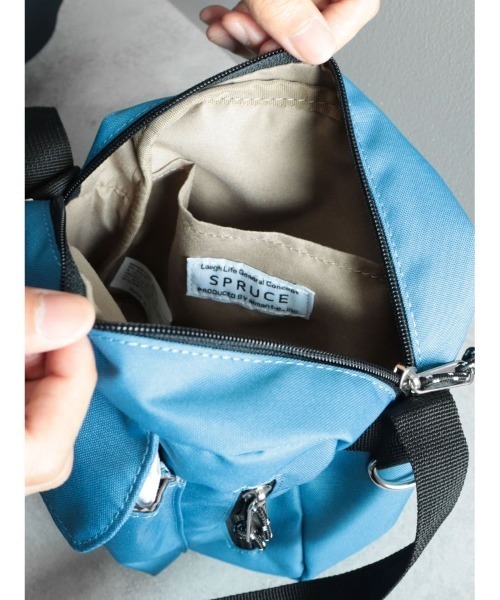 CRAFT STANDARD BOUTIQUE（クラフトスタンダードブティック）の「マルチポケットショルダーバッグ（ショルダーバッグ・レディース・ブラック/カーキ・FREE）」の4枚目の写真