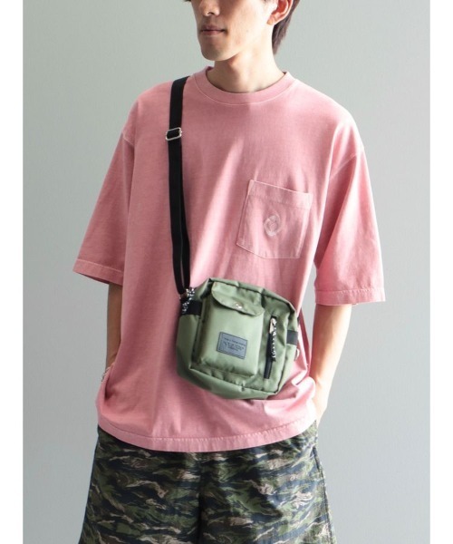 CRAFT STANDARD BOUTIQUE（クラフトスタンダードブティック）の「マルチポケットショルダーバッグ（ショルダーバッグ・レディース・ブラック/カーキ・FREE）」の6枚目の写真