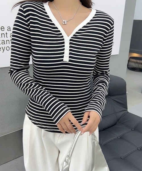 aimoha（アイモハ）の「Vネックヘンリーボーダートップス（Tシャツ/カットソー・レディース・ホワイト/ライトグレー/ネイビー/ブラック/チョコ・FREE）」の9枚目の写真