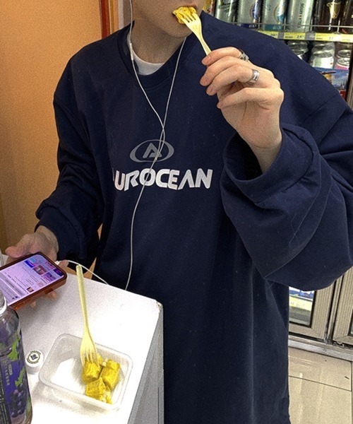 NOWLE(ノウル)の「【NOWLE】フロント プリント スポーツミックス プルオーバー(スウェット・メンズ・ネイビー・X-LARGE/LARGE/MEDIUM)」の9枚目の写真