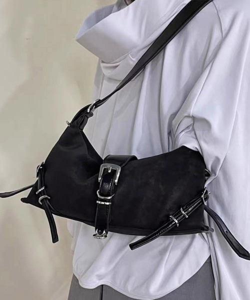 Miniministore(ミニミニストア)の「ヴィンテージ風2WAYバッグベルト付き鞄(ショルダーバッグ・レディース・シルバー/ブラック/ブラウン・FREE)」の1枚目の写真