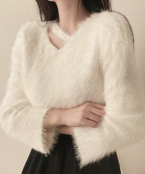 frunco(フランコ)の「【ZOZO限定】チョーカー風シャギーニット(ニット/セーター・レディース・ブラック/グレー/ホワイト・FREE)」の2枚目の写真