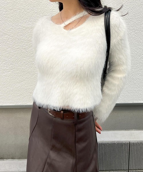 frunco(フランコ)の「【ZOZO限定】チョーカー風シャギーニット(ニット/セーター・レディース・ブラック/グレー/ホワイト・FREE)」の5枚目の写真