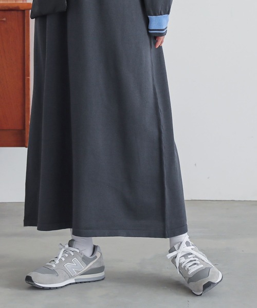 n'OrLABEL（ノアールレーベル）の「『配色ラインポロニットワンピース』（ワンピース・レディース・チャコール/ベージュ・1/2）」の17枚目の写真