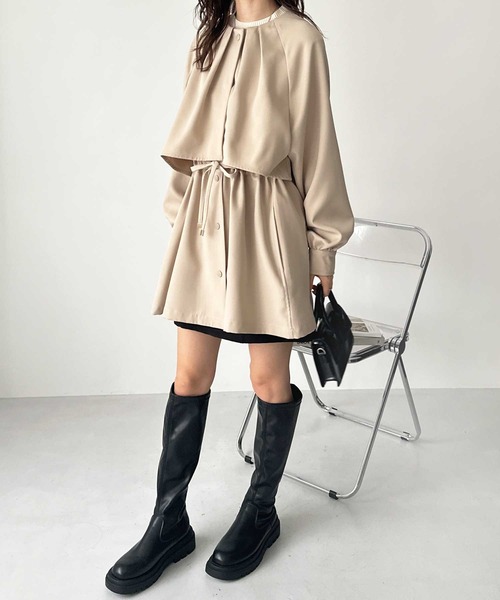 GeeRA（ジーラ）の「ケープデザインミドル丈トレンチコート（トレンチコート・レディース・アイボリー/ベージュ・LARGE/MEDIUM）」の6枚目の写真