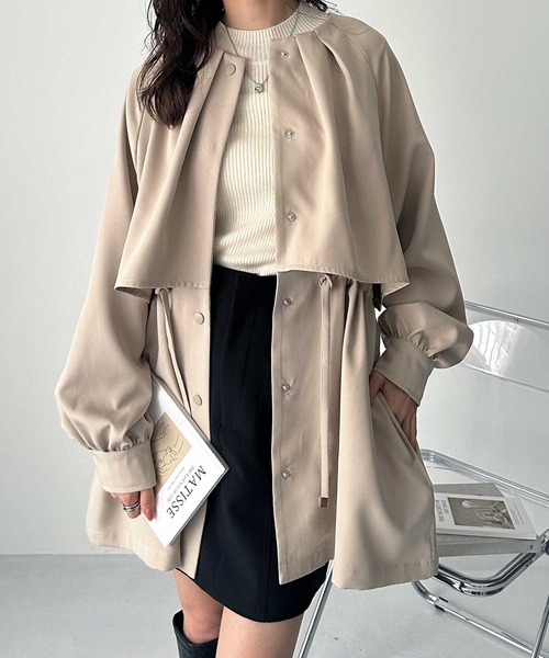 GeeRA（ジーラ）の「ケープデザインミドル丈トレンチコート（トレンチコート・レディース・アイボリー/ベージュ・LARGE/MEDIUM）」の7枚目の写真