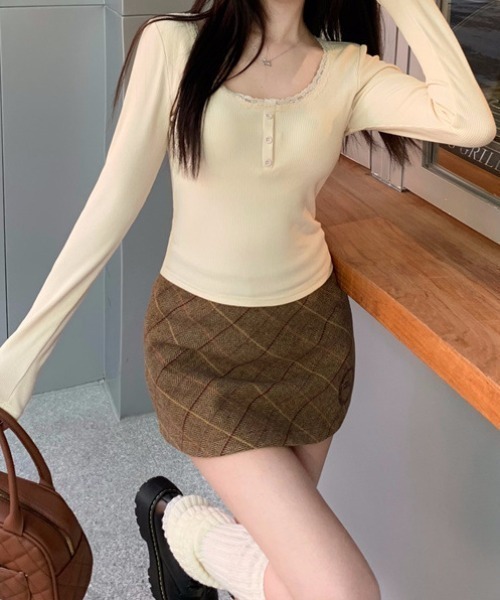 SHEPP(シープ)の「カップ付きレースリブロンT(Tシャツ/カットソー・レディース・グレー/アイボリー/ブラック/ホワイト・F)」の10枚目の写真