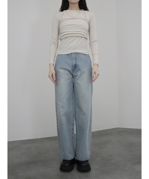 Reurie'(レウリィ)の「【ZOZO限定】ビスチェセットアップ風トップス/bustier setup like top 長袖 キャミソール ドッキング レイヤード 重ね着 シンプル きれいめ カジュアル 韓国 アイボリー グレー ブラック(Tシャツ/カットソー・レディース・グレー/ブラック/アイボリー・FREE)」の5枚目の写真