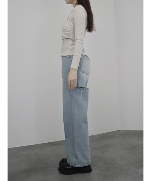 Reurie'(レウリィ)の「【ZOZO限定】ビスチェセットアップ風トップス/bustier setup like top 長袖 キャミソール ドッキング レイヤード 重ね着 シンプル きれいめ カジュアル 韓国 アイボリー グレー ブラック(Tシャツ/カットソー・レディース・グレー/ブラック/アイボリー・FREE)」の6枚目の写真