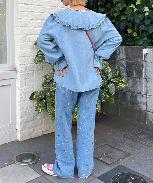 HELLO.SANFRANCISCO（ハローサンフランシスコ）の「【HELLO.SANFRANCISCO/ハローサンフランシスコ】ラッフルカラーデニムブラウス（シャツ/ブラウス・レディース・サックスブルー/ブルー・ONE SIZE）」の15枚目の写真