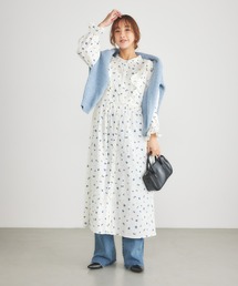 フラワーパターンフリルワンピース