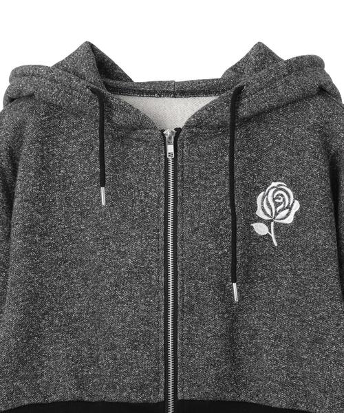 dispark(ディスパーク)の「DISPARK/ローズ刺繍ビジューパーカー(パーカー・レディース・ブラック/オートミール・FREE)」の3枚目の写真