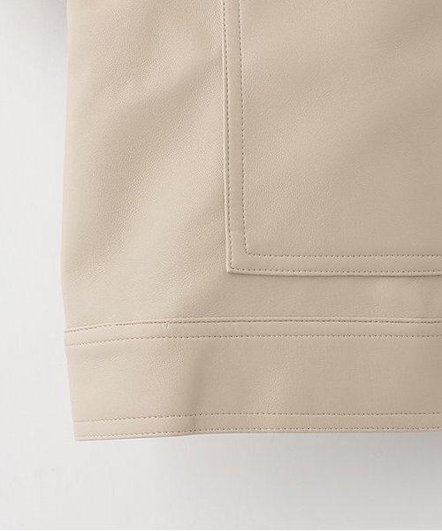 Mi-je(ミジェ)の「コンパクトレザージャケット【韓国ファッション】(ブルゾン・レディース・ブラック/アイボリー・F)」の12枚目の写真