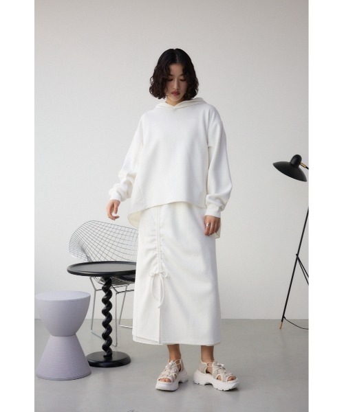 AZUL by moussy(アズールバイマウジー)の「フハクデザインドッキングパーカー(パーカー・レディース・ベージュ/アイボリー/ブラック・SMALL/MEDIUM)」の6枚目の写真