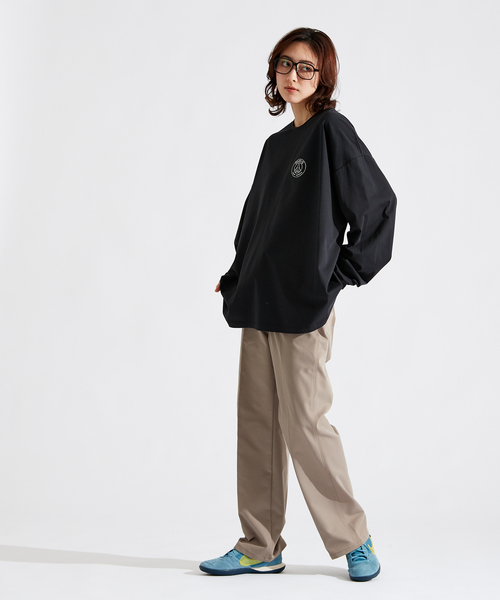PARIS SAINT-GERMAIN(パリサンジェルマン)の「【Paris Saint-Germain / パリ・サン=ジェルマン】JP STAINLESS EMBLEM LS(Tシャツ/カットソー・メンズ・ホワイト/ブラック/ベージュ・MEDIUM/LARGE/X-LARGE)」の5枚目の写真