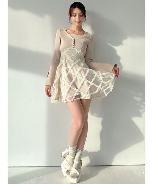 RESEXXY(リゼクシー)の「ツイスト厚底サンダル(サンダル・レディース・ホワイト/ベージュ/ブラック・SMALL/MEDIUM/LARGE)」の15枚目の写真