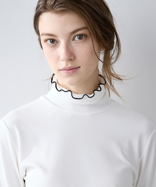LE SOUK HOLIDAY（ルスークホリデー）の「メロータートルネックリブプルオーバー（Tシャツ/カットソー・レディース・イエロー/ネイビー/オフホワイト・M/L）」の14枚目の写真
