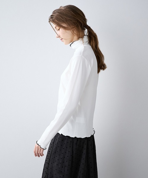 LE SOUK HOLIDAY（ルスークホリデー）の「メロータートルネックリブプルオーバー（Tシャツ/カットソー・レディース・イエロー/ネイビー/オフホワイト・M/L）」の17枚目の写真