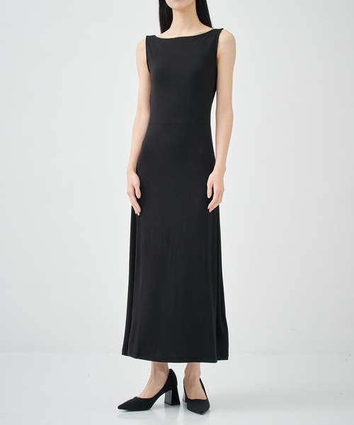 【determ】Collagen Sleeveless Open Back Dress