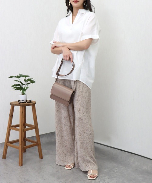 libelle more（リベル モア）の「やわさらリネン〈洗濯機可能・吸水速乾・UVカット〉無地スキッパーシャツ（シャツ/ブラウス・レディース・ベージュ/ネイビー/ラベンダー/オフホワイト/セージグリーン/レモンイエロー・M/L）」の7枚目の写真