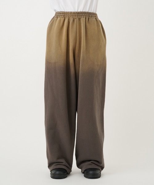 BASICKS（ベイシックス）の「Fade Large Fit Sweat Trouser（スウェットパンツ・メンズ・グレー/ブラック・SMALL/MEDIUM）」の5枚目の写真