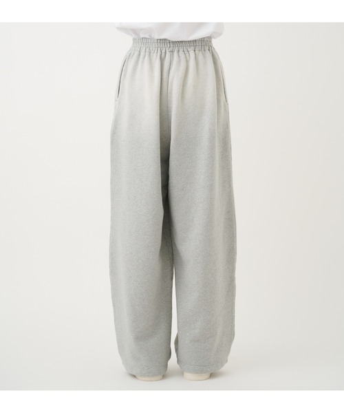BASICKS（ベイシックス）の「Fade Large Fit Sweat Trouser（スウェットパンツ・メンズ・グレー/ブラック・SMALL/MEDIUM）」の18枚目の写真