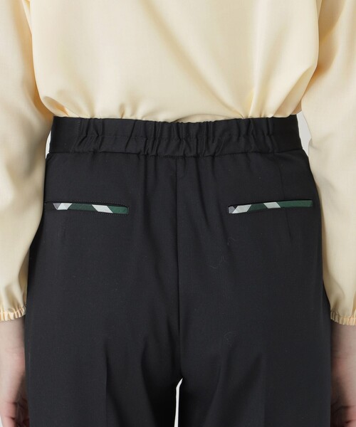 BLUE LABEL CRESTBRIDGE(ブルーレーベルクレストブリッジ)の「サイロクリアスパンツイルスリムパンツ(その他パンツ・レディース・ダークネイビー/ベージュ/イエロー・36/38)」の8枚目の写真