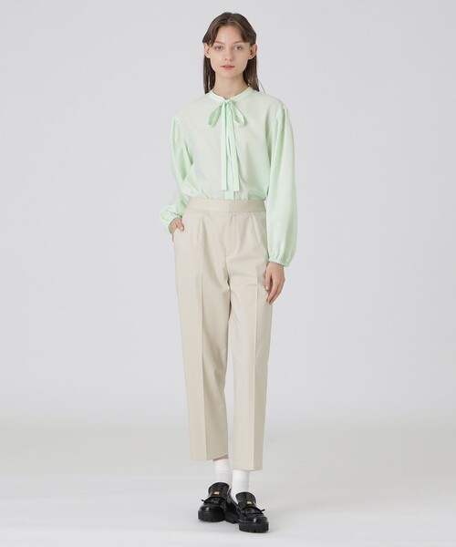 BLUE LABEL CRESTBRIDGE(ブルーレーベルクレストブリッジ)の「サイロクリアスパンツイルスリムパンツ(その他パンツ・レディース・ダークネイビー/ベージュ/イエロー・36/38)」の19枚目の写真