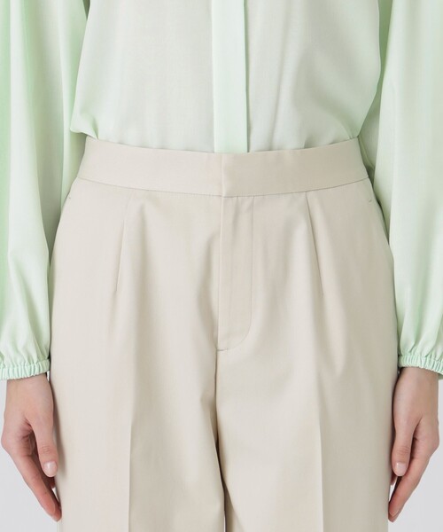 BLUE LABEL CRESTBRIDGE(ブルーレーベルクレストブリッジ)の「サイロクリアスパンツイルスリムパンツ(その他パンツ・レディース・ダークネイビー/ベージュ/イエロー・36/38)」の16枚目の写真