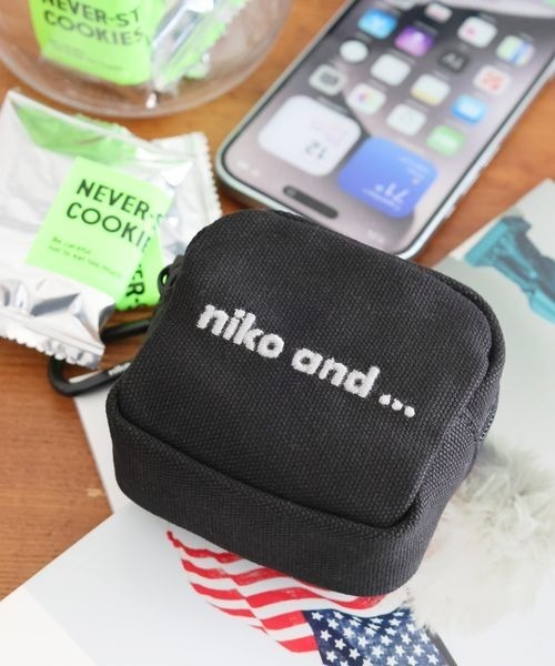 ※niko オリジナルニコロゴキューブポーチ（ポーチ）｜niko and