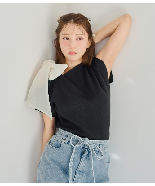 PEACH JOHN（ピーチジョン）の「アシメトリーリボンニットトップス（Tシャツ/カットソー・レディース・ミント/ホワイト/ブラック・ONE SIZE）」の7枚目の写真
