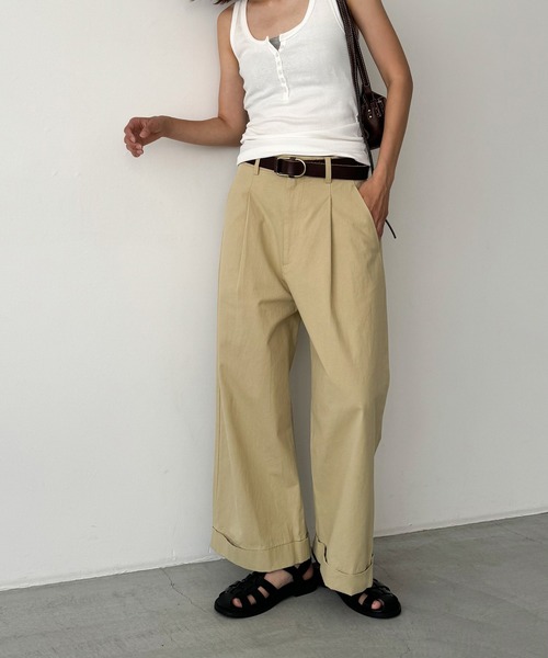 CANAL JEAN（キャナルジーン）の「HARING　コットンチノワイドパンツ（チノパンツ・レディース・ブラック/ベージュ・SMALL/MEDIUM/X-SMALL）」の2枚目の写真