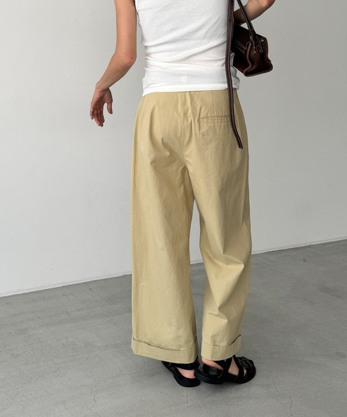 CANAL JEAN（キャナルジーン）の「HARING　コットンチノワイドパンツ（チノパンツ・レディース・ブラック/ベージュ・SMALL/MEDIUM/X-SMALL）」の19枚目の写真