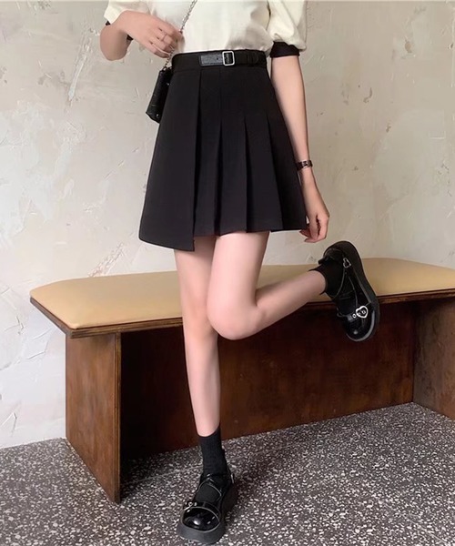 Lace Ladies(レースレディース)の「ベルト付き アシメ プリーツ ミニ スカート(スカート・レディース・グレー/ブラック/アイボリー・S/M/XL/L)」の5枚目の写真