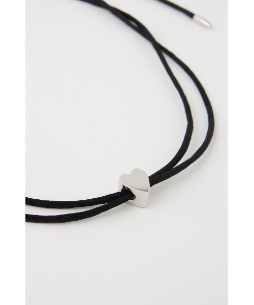 SLY（スライ）の「HEART CHARM CHOKER ハート チャーム チョーカー（チョーカー・レディース・ホワイト/ブラック・FREE）」の9枚目の写真