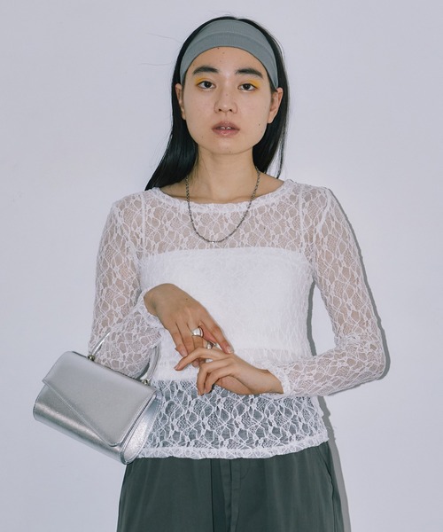 LIENCOEUR(リアンクール)の「ミニフラワーレーストップス(Tシャツ/カットソー・レディース・ホワイト/ブラック・FREE)」の3枚目の写真