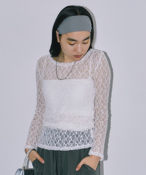 LIENCOEUR(リアンクール)の「ミニフラワーレーストップス(Tシャツ/カットソー・レディース・ホワイト/ブラック・FREE)」の6枚目の写真