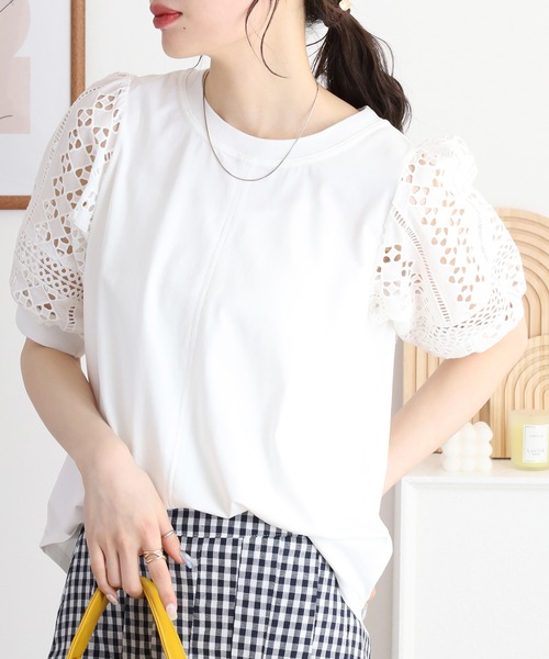 BRODIAEA(ブローディア)の「BRODIAEA 袖レース切り替えバックスリット5分袖カットソー(Tシャツ/カットソー・レディース・ベージュ/ネイビー/オフホワイト・40)」の5枚目の写真