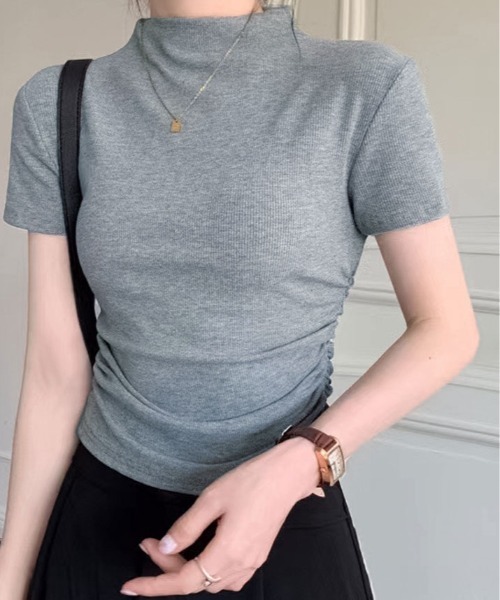 kirakiraShop(キラキラショップ)の「サイドギャザー モックネック 半袖 サマーニットソー(Tシャツ/カットソー・レディース・グレー/ブラック/ホワイト・FREE)」の15枚目の写真