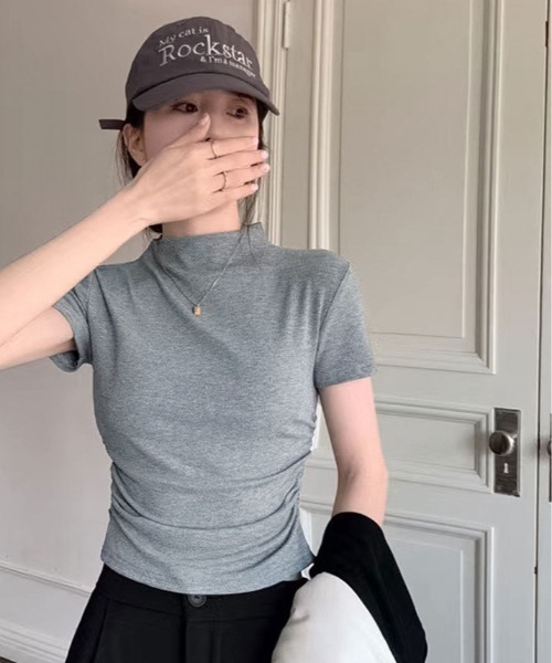 kirakiraShop(キラキラショップ)の「サイドギャザー モックネック 半袖 サマーニットソー(Tシャツ/カットソー・レディース・グレー/ブラック/ホワイト・FREE)」の17枚目の写真