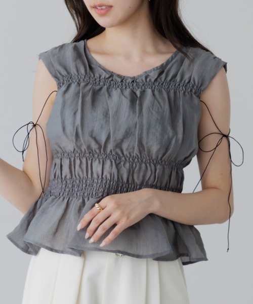 SENEE（セニー）の「shirring blouse（シャーリングブラウス）（シャツ/ブラウス・レディース・グレー/ホワイト・FREE）」の7枚目の写真