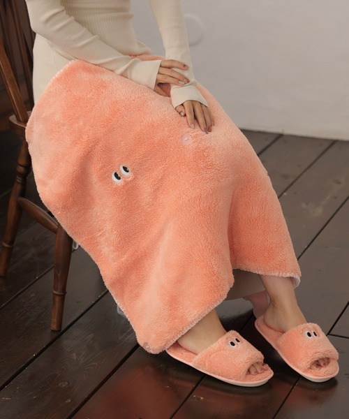 専用♥みかん❤極暖☆Wボア♥特大ブランケット♥チャコール セール】モンスター 3way ブランケット 防寒 節電 ボア コンパクト